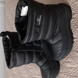 Magellan outdoors snowboots